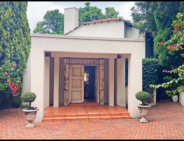 5 BEDROOM HOUSE FOR SALE IN HURLINGHAM